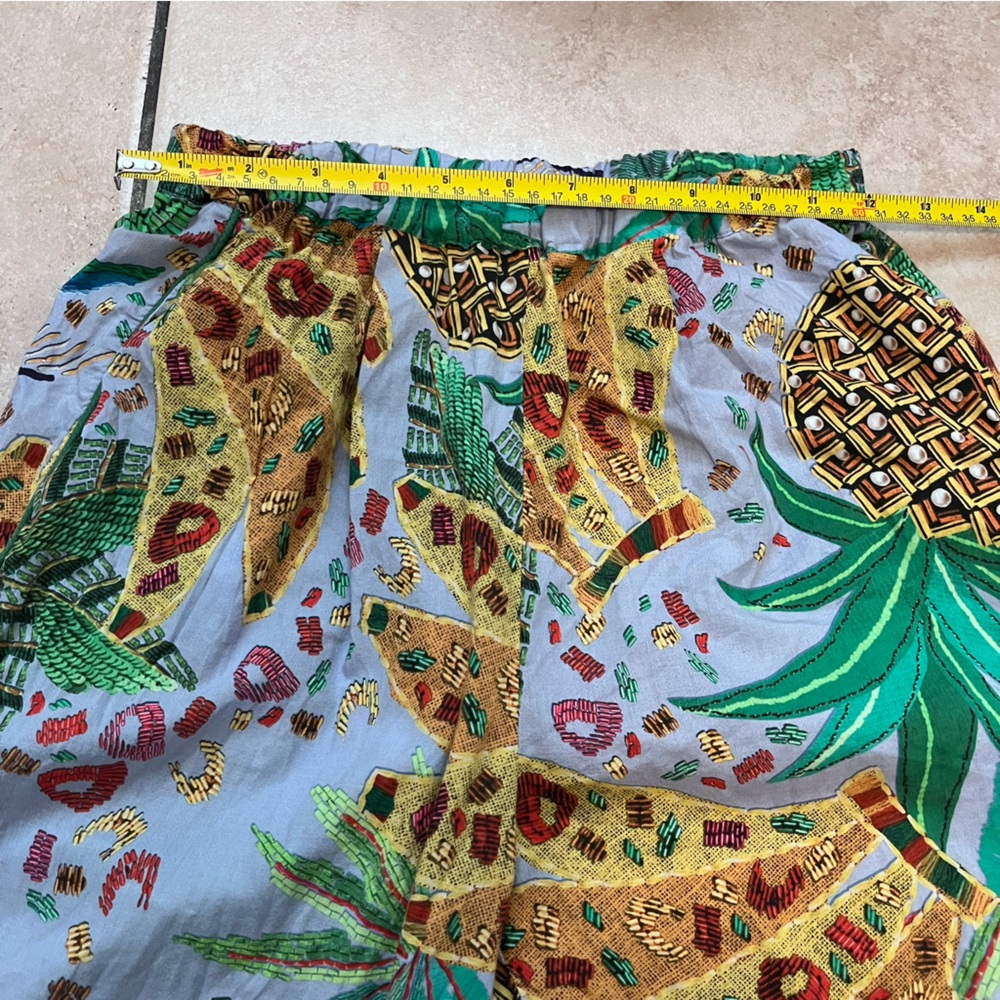 FARM Rio Pineapple Print Cropped Pants - Multicolor - Picture 9 of 9